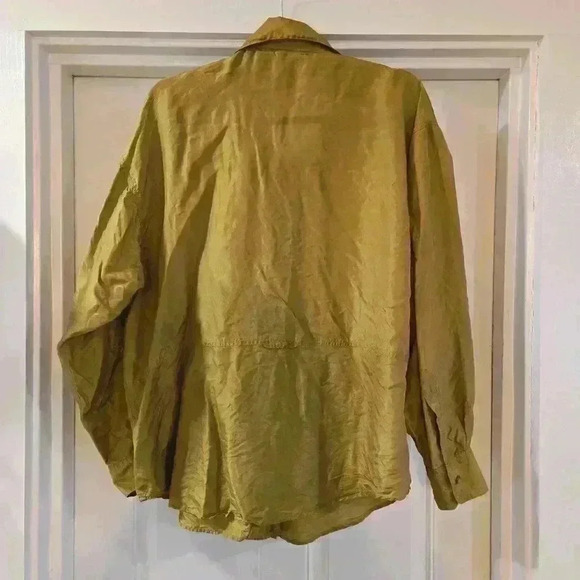 VTG Ann Taylor Women 100% Silk Long Sleeve Blouse Olive Green Size Large - Picture 2 of 10